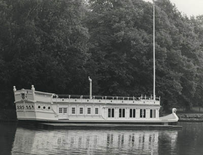 1963.The Pembroke College Barge on the Isis, reproduced by kind permission of the Master, Fellows and Scholars of Pembroke College, Oxford